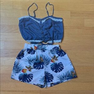 Set of 2 | Crop Top & Pull on Shorts